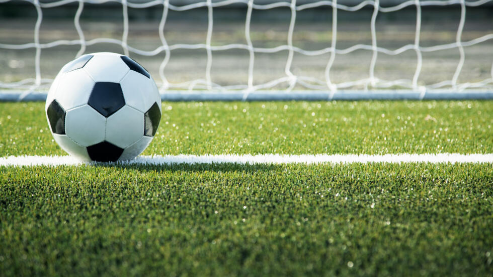 阿莫林称赞曼联定位球教练卡洛斯-费尔南德斯：他比我强得多