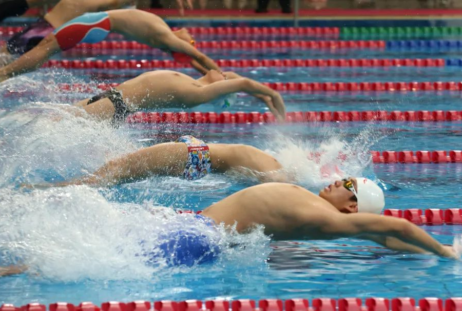 热那亚vs维罗纳：马利诺夫斯基、洛伦佐-科隆博首发，加利亚尔迪尼、焦瓦内出战