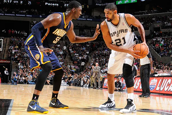 中甲战报：安以恩戴帽，辽宁铁人5-0大胜佛山南狮